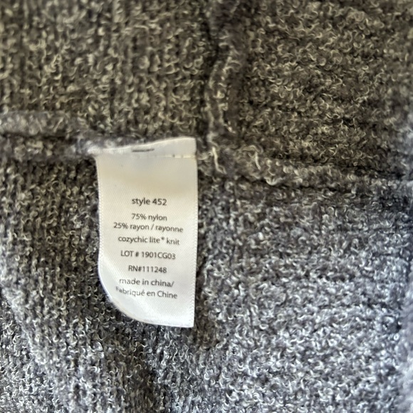 Barefoot Dreams Cardigan - Picture 4 of 5